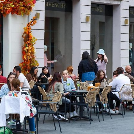 Ultracentral - Apartament Pe Calea Victoriei Bukarest Exteriör bild